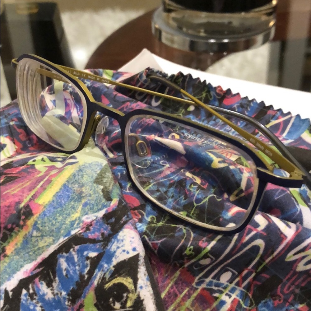 Bevel Designer Eyewear - Picture 9 of 9